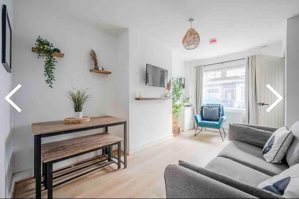 Holiday home Renovated In Belfast